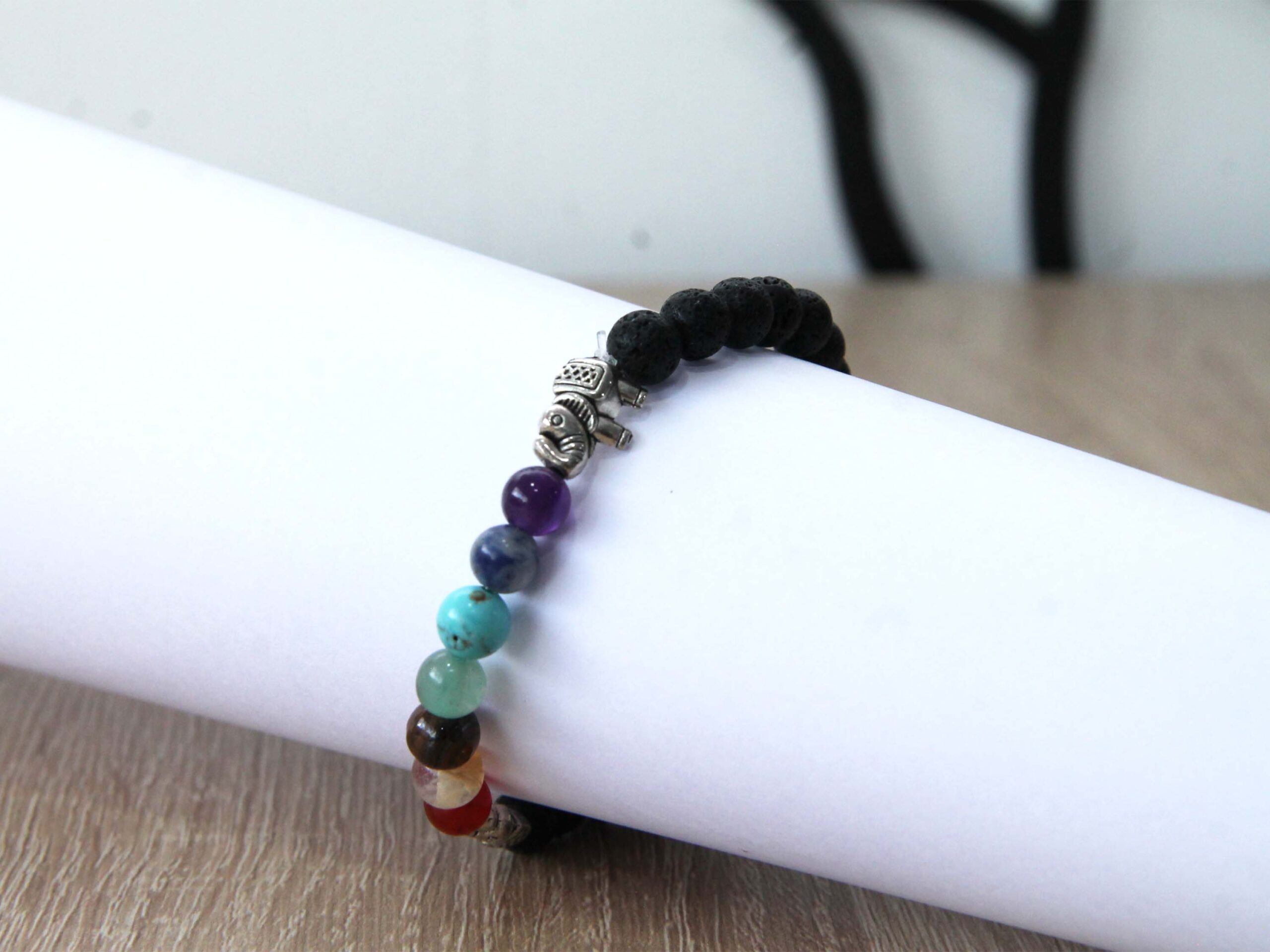 PULSERA 7 CHAKRAS Y PRIEDRA VOLCÁNICA